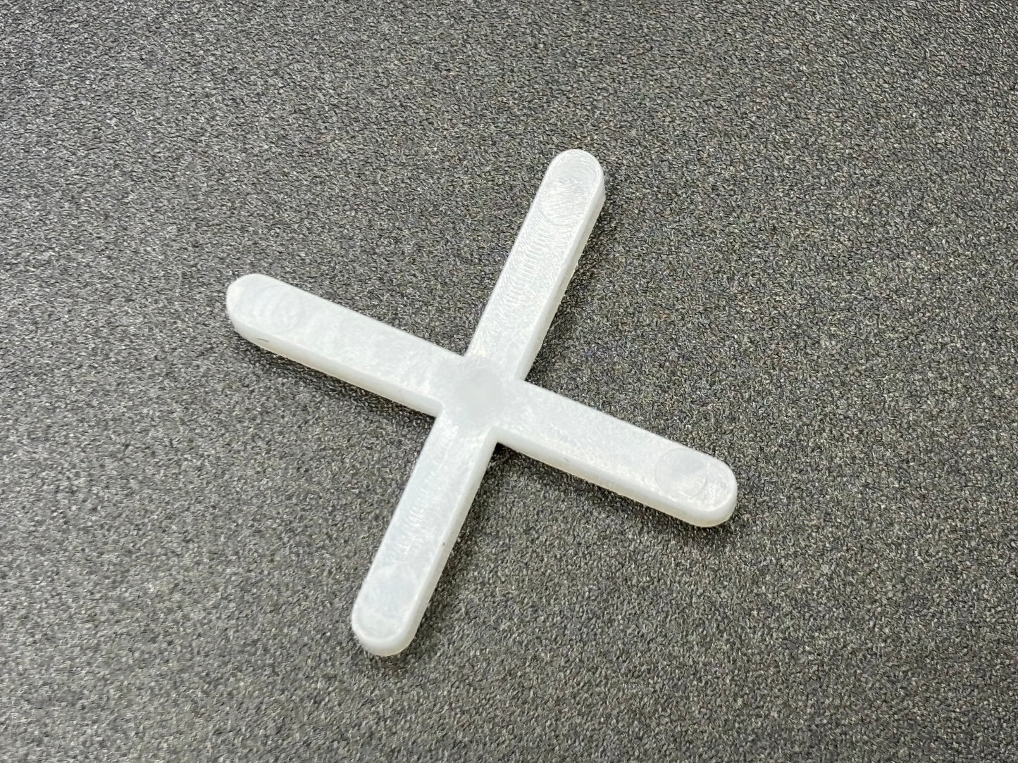 Tile levelling System with Wrench & 3mm Cross Spacers 50 Pack